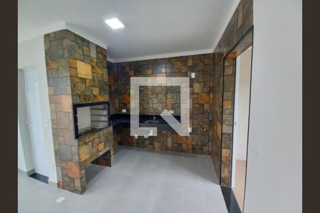 Casa à venda com 3 quartos, 170m² em Mirandópolis, São Paulo