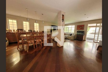 Casa à venda com 3 quartos, 270m² em Jardim Leonor, São Paulo