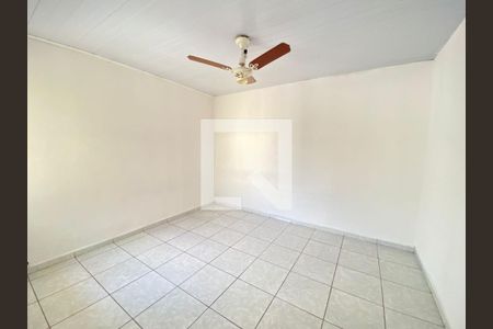 Casa à venda com 3 quartos, 224m² em Vila Ivone, São Paulo