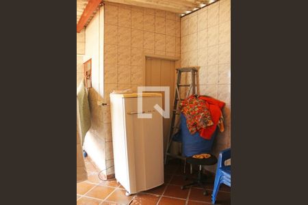 Casa à venda com 3 quartos, 100m² em Jardim Guarapiranga, São Paulo