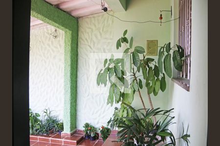 Casa à venda com 3 quartos, 100m² em Jardim Guarapiranga, São Paulo