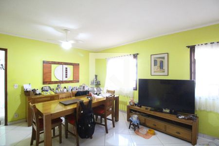 Sala 1 de casa de condomínio para alugar com 5 quartos, 168m² em Taquara, Rio de Janeiro