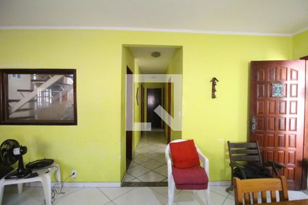 Sala 1 - Corredor de casa de condomínio para alugar com 5 quartos, 168m² em Taquara, Rio de Janeiro