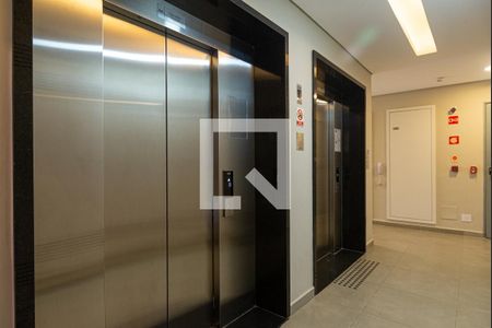 Área comum - Elevadores de kitnet/studio para alugar com 1 quarto, 29m² em Bela Vista, São Paulo