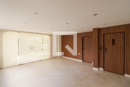 Hall de apartamento à venda com 4 quartos, 206m² em Água Fria, São Paulo