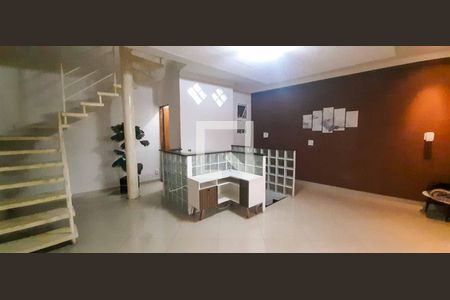 Sala de casa para alugar com 3 quartos, 130m² em Padroeira, Osasco