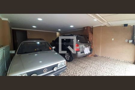 Garagem de casa à venda com 3 quartos, 130m² em Padroeira, Osasco