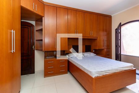 Quarto 1 - Suíte de casa à venda com 3 quartos, 252m² em Vila Regina, São Paulo