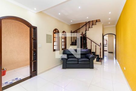 Sala de casa à venda com 3 quartos, 252m² em Vila Regina, São Paulo