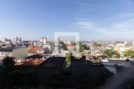 Vista Cozinha e Área de Serviço de apartamento para alugar com 2 quartos, 41m² em Itaquera, São Paulo