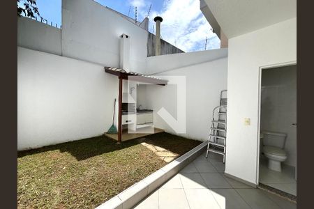 Churrasqueira de casa à venda com 4 quartos, 230m² em Vila Clementino, São Paulo