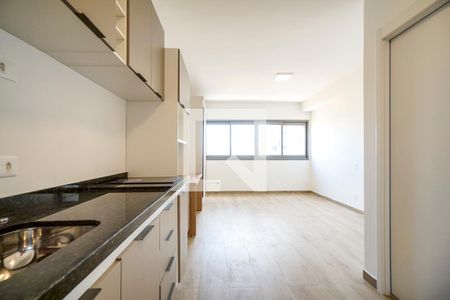 Cozinha de kitnet/studio para alugar com 1 quarto, 27m² em Vila Matilde, São Paulo