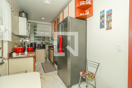 Cozinha de casa à venda com 4 quartos, 200m² em Morro Santana, Porto Alegre