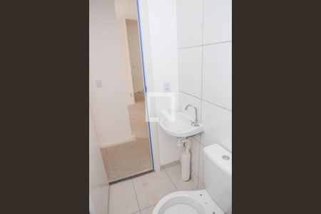 Banheiro de apartamento para alugar com 2 quartos, 45m² em Várzea da Barra Funda, São Paulo