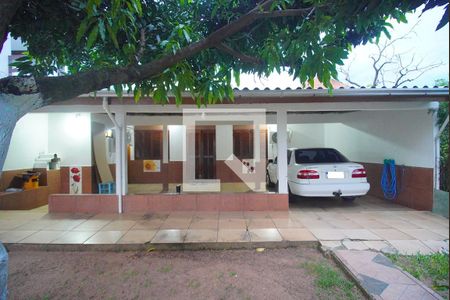 Área externa de casa à venda com 2 quartos, 180m² em Canudos, Novo Hamburgo