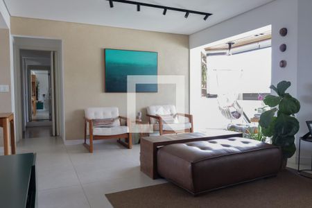 Sala de apartamento para alugar com 3 quartos, 118m² em Vila Olímpia, São Paulo