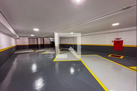 Garagem de apartamento para alugar com 2 quartos, 115m² em Vila Eldizia, Santo André
