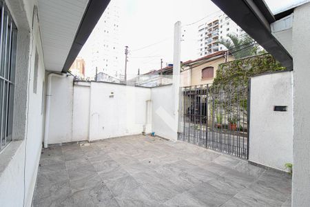 Quintal/Garagem de casa de condomínio para alugar com 2 quartos, 80m² em Vila Nova Conceição, São Paulo
