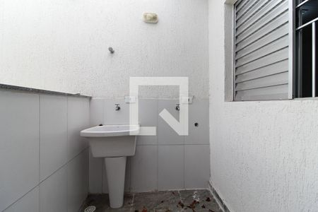 Área de Serviço de casa de condomínio para alugar com 2 quartos, 80m² em Vila Nova Conceição, São Paulo