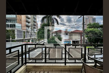 Sacada Suíte 1 de casa para alugar com 4 quartos, 204m² em Jardim das Acacias, São Paulo