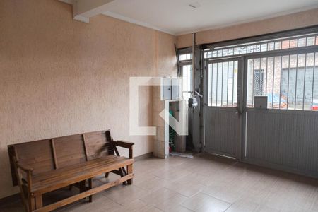 Garagem de casa para alugar com 4 quartos, 165m² em Jardim Ipanema, Guarulhos