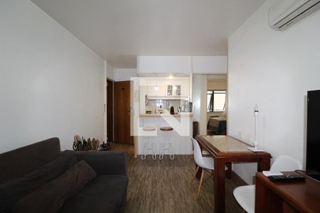 Sala/Cozinha de kitnet/studio para alugar com 1 quarto, 40m² em Itaim Bibi, São Paulo