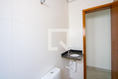 Banheiro social de apartamento para alugar com 3 quartos, 90m² em Vila Assunção, Santo André