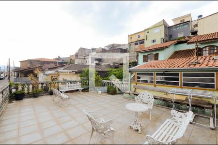 Terraço de casa à venda com 5 quartos, 240m² em Jardim Vila Galvao, Guarulhos
