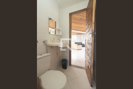 Banheiro de apartamento para alugar com 1 quarto, 80m² em Guaratiba, Rio de Janeiro