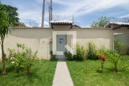 Fachada de apartamento para alugar com 1 quarto, 80m² em Guaratiba, Rio de Janeiro