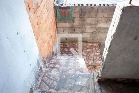 Escada de casa à venda com 5 quartos, 270m² em Piraporinha, Diadema