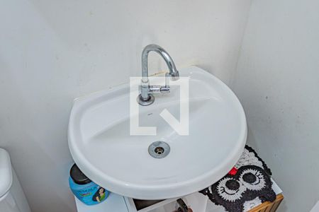 Banheiro de apartamento à venda com 2 quartos, 32m² em Piqueri, São Paulo