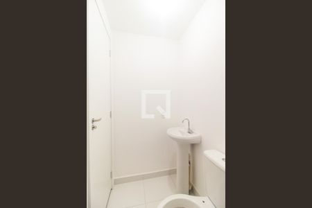 Banheiro de apartamento para alugar com 2 quartos, 32m² em Colônia (zona Leste), São Paulo