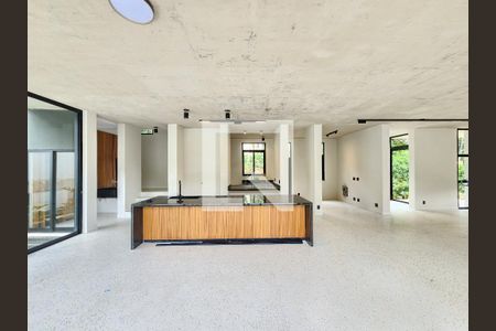 Cozinha de casa de condomínio à venda com 4 quartos, 353m² em Retiro do Chalé, Brumadinho