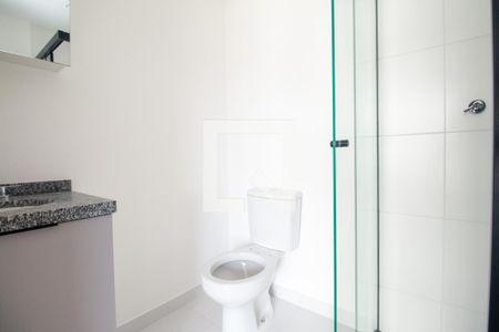 Banheiro de kitnet/studio para alugar com 1 quarto, 26m² em Brooklin, São Paulo