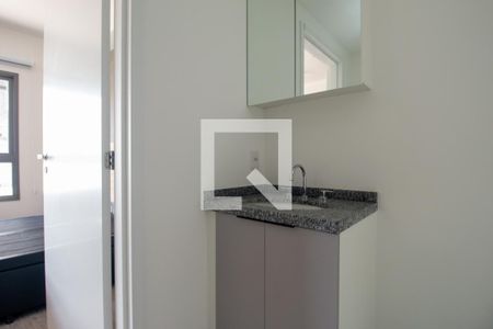 Banheiro de kitnet/studio para alugar com 1 quarto, 26m² em Brooklin, São Paulo