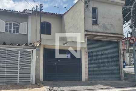 Fachada de casa à venda com 3 quartos, 176m² em Santa Maria, São Caetano do Sul