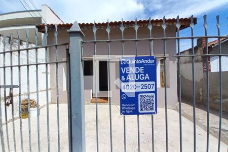 Fachada do Prédio de casa à venda com 3 quartos, 252m² em Vila Papelão, Campinas