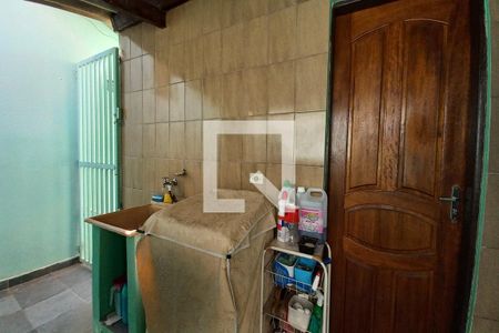 Área de Serviço de casa à venda com 3 quartos, 383m² em Vila Santo Antônio, Valinhos