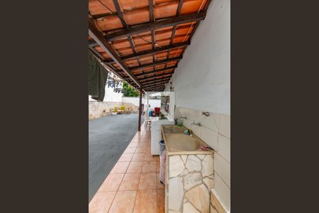 Área de Serviço de casa à venda com 3 quartos, 150m² em Salgado Filho, Belo Horizonte