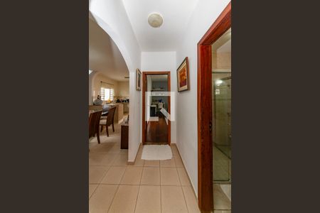 Corredor de casa à venda com 3 quartos, 150m² em Salgado Filho, Belo Horizonte