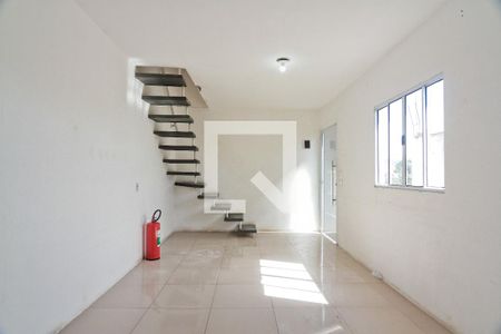 Sala de casa para alugar com 3 quartos, 76m² em Vila Palmeiras, São Paulo