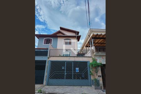 Fachada + Plaquinha de casa à venda com 3 quartos, 260m² em Jardim Colombo, São Paulo