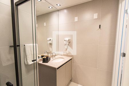 Banheiro de kitnet/studio à venda com 1 quarto, 27m² em Paraíso, São Paulo