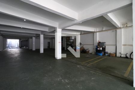 Garagem de apartamento à venda com 2 quartos, 47m² em Vila Eldizia, Santo André