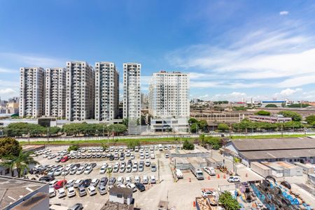 Vista  de apartamento à venda com 1 quarto, 24m² em Bonfim, Osasco