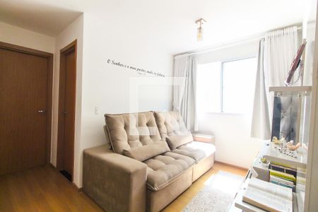 Sala de apartamento para alugar com 2 quartos, 45m² em Colônia (zona Leste), São Paulo