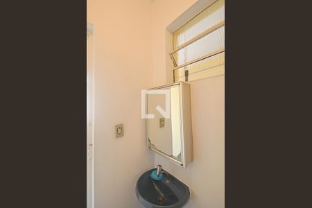 Banheiro de serviço de casa à venda com 3 quartos, 150m² em Baeta Neves, São Bernardo do Campo