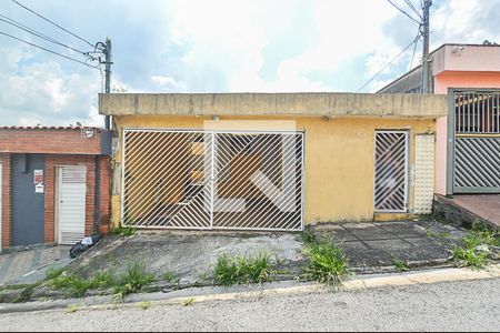 Fachada de casa à venda com 3 quartos, 150m² em Baeta Neves, São Bernardo do Campo