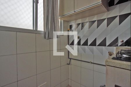 Cozinha e Área de Serviço de apartamento à venda com 2 quartos, 43m² em Jardim Dona Leopoldina, Porto Alegre